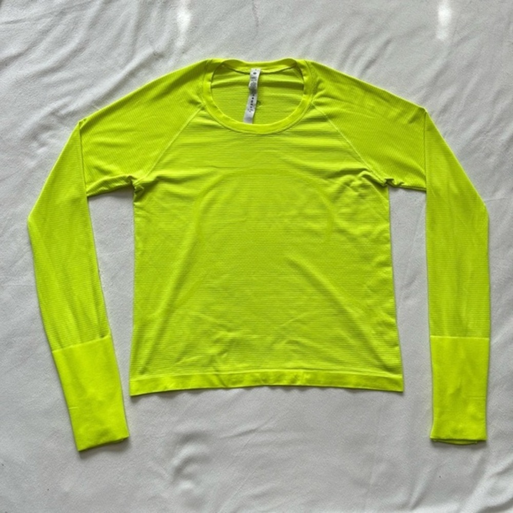 Lululemon Swiftly Tech Long Sleeve Shirt 2.0 *Race Length
Highlight Yellow